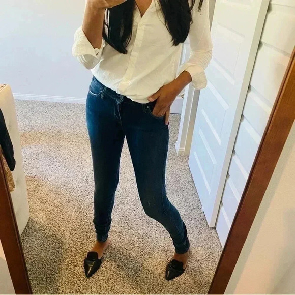 - LEVIS Demi Curve Modern Rise SKinny Jeans - Picture 2 of 7